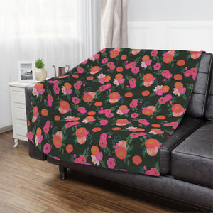 Miss Kit Floral Microfiber Blanket Blanket Restrained Grace