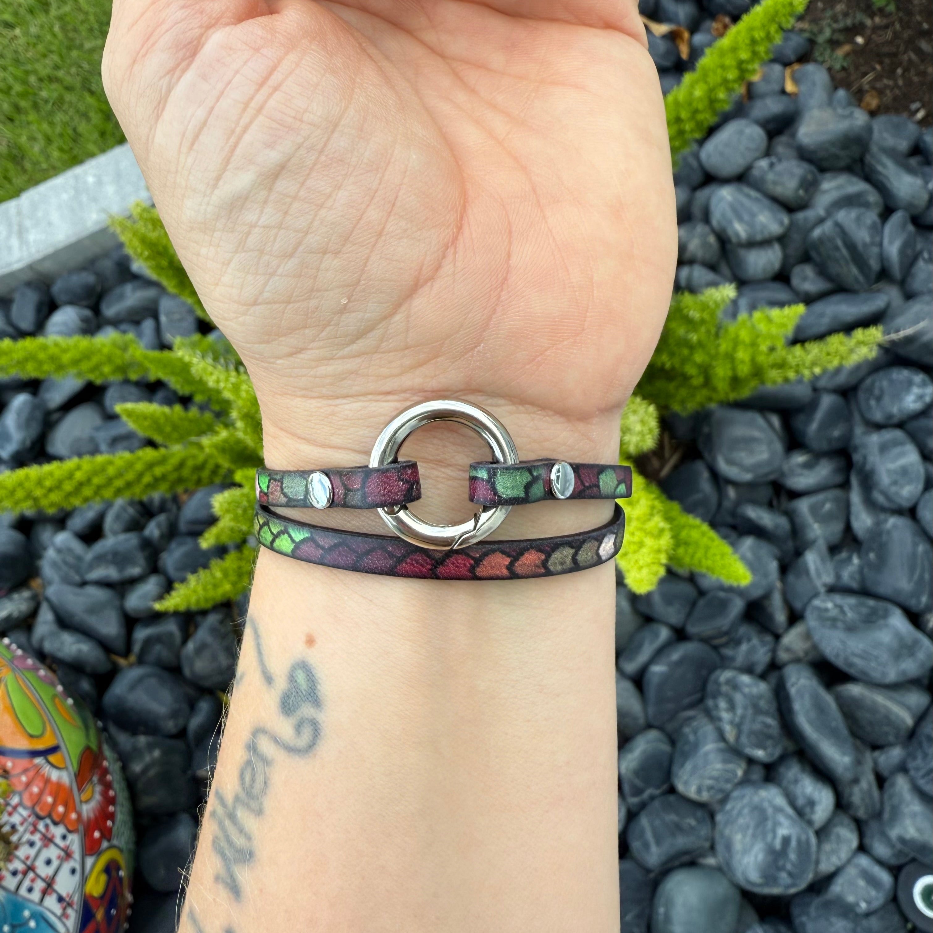 Discreet Convertible Collar and Wrap Bracelet In Dragon Scale Hide Leather Collar Restrained Grace