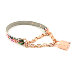 Dove Gray and Sweet Wendie Floral Locking Martingale BDSM Collar Collar Restrained Grace