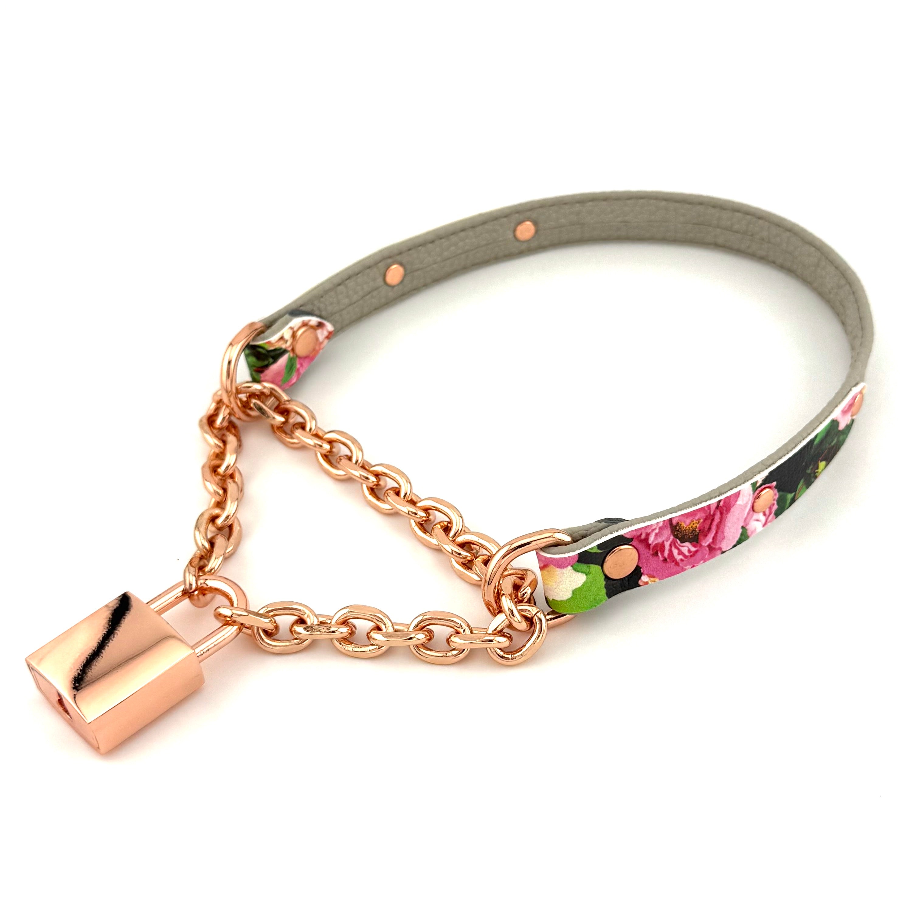 Dove Gray and Sweet Wendie Floral Locking Martingale BDSM Collar Collar Restrained Grace