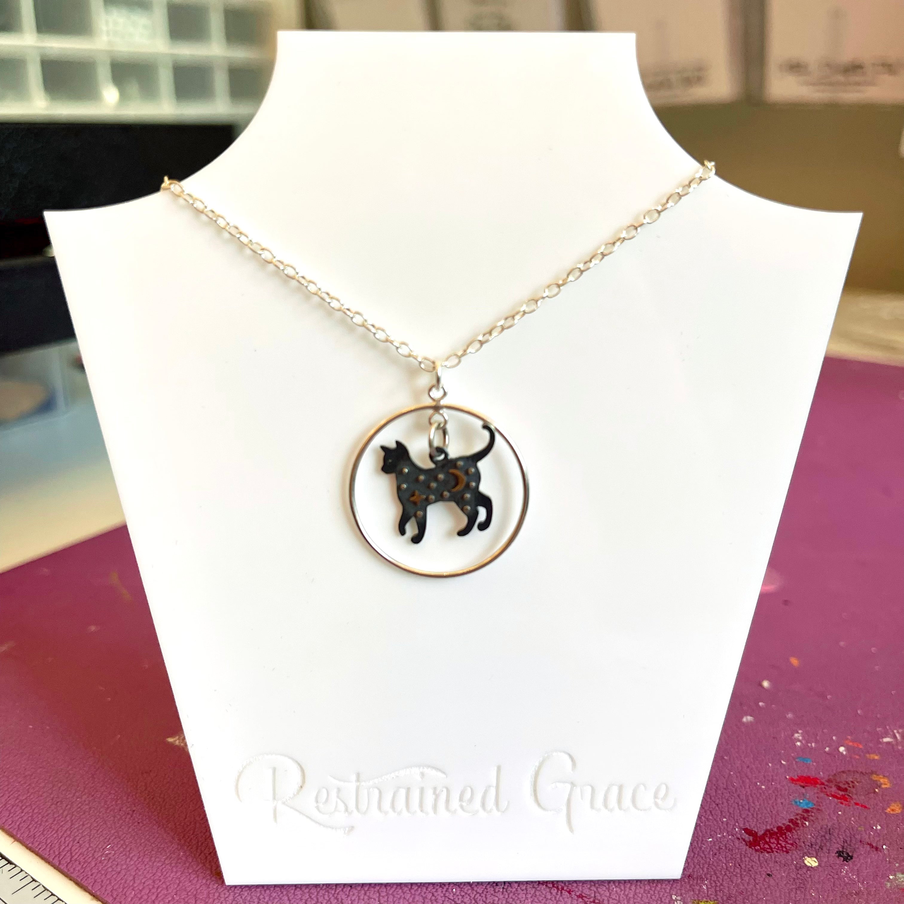 The Familiar Day Collar - Sterling Silver Day Collar Restrained Grace