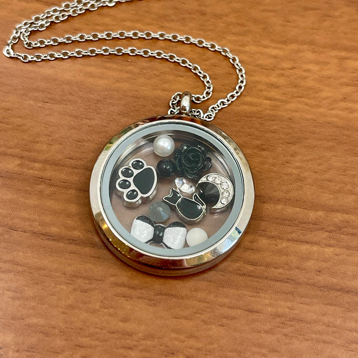 Ring of O Glass Locket Charm Set - Black & White Kitten