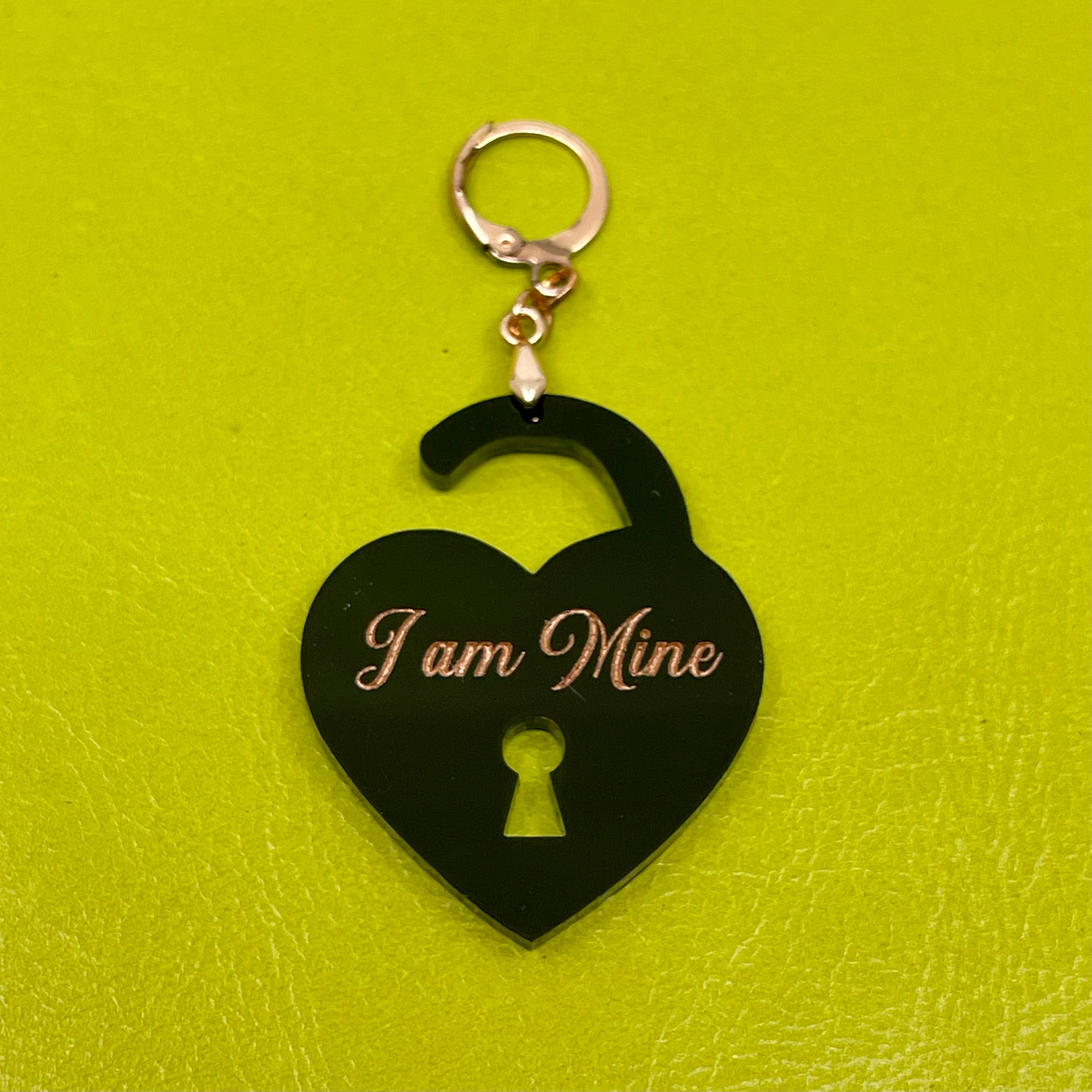 Fancy Self-Owned Collar Tag - I am Mine - Black & Rose Gold Collar Tag Restrained Grace