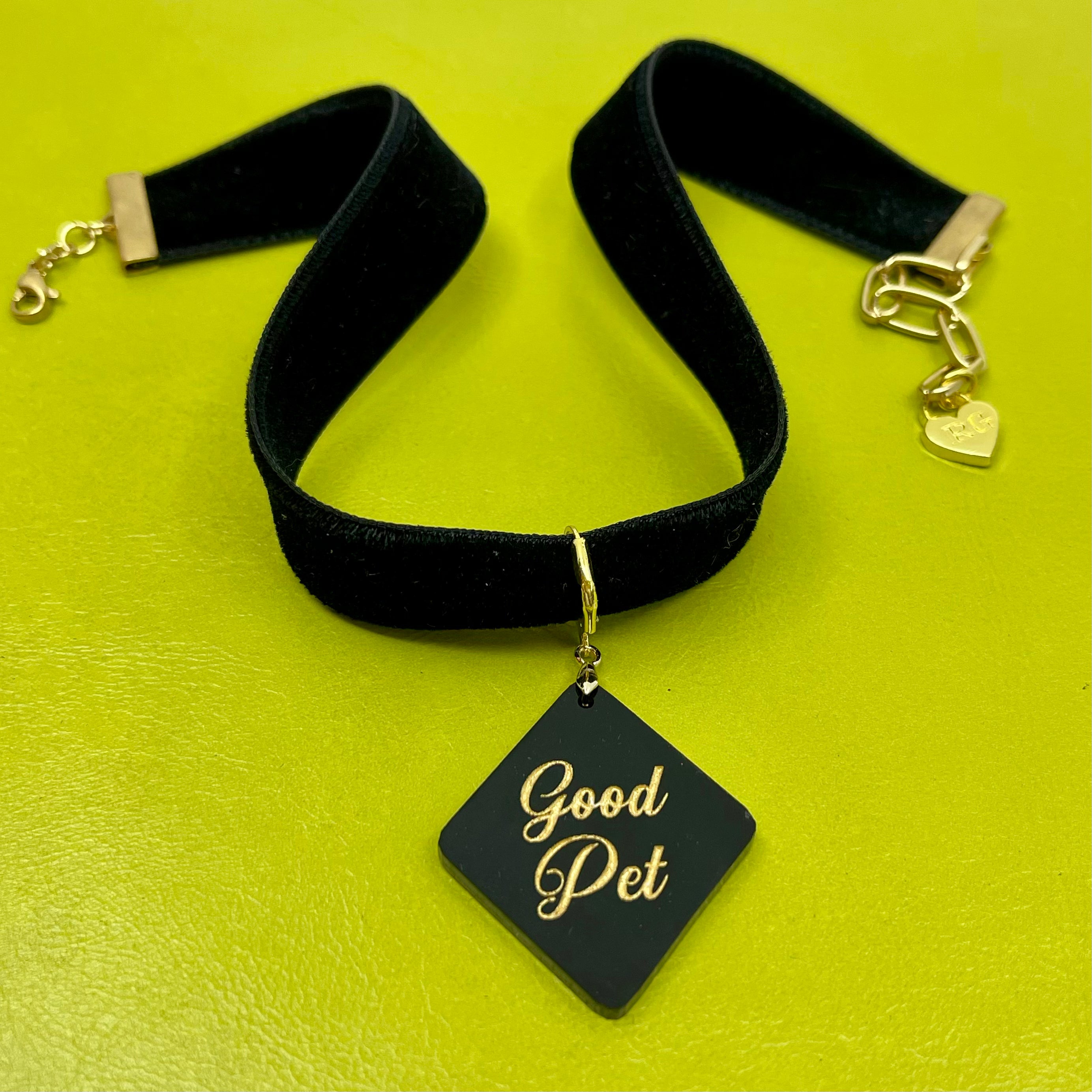 Black & Gold Velvet Choker Necklace Restrained Grace