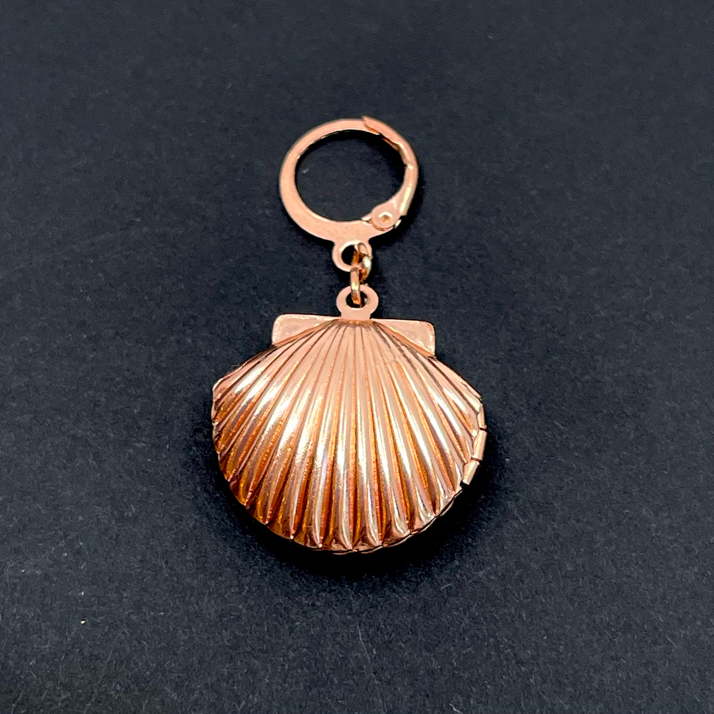 Rose Gold Shell Locket Collar Tag