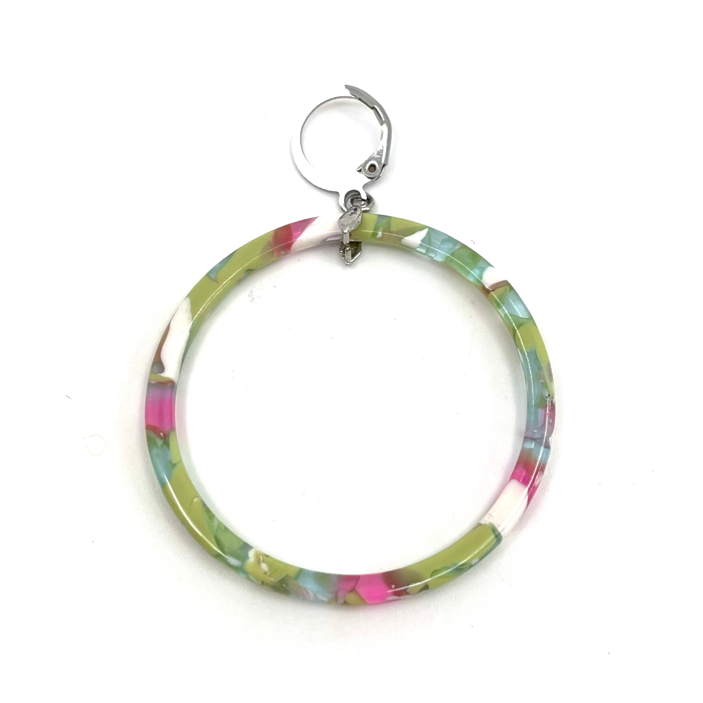 Spring Green Acetate Ring of O Collar Charm