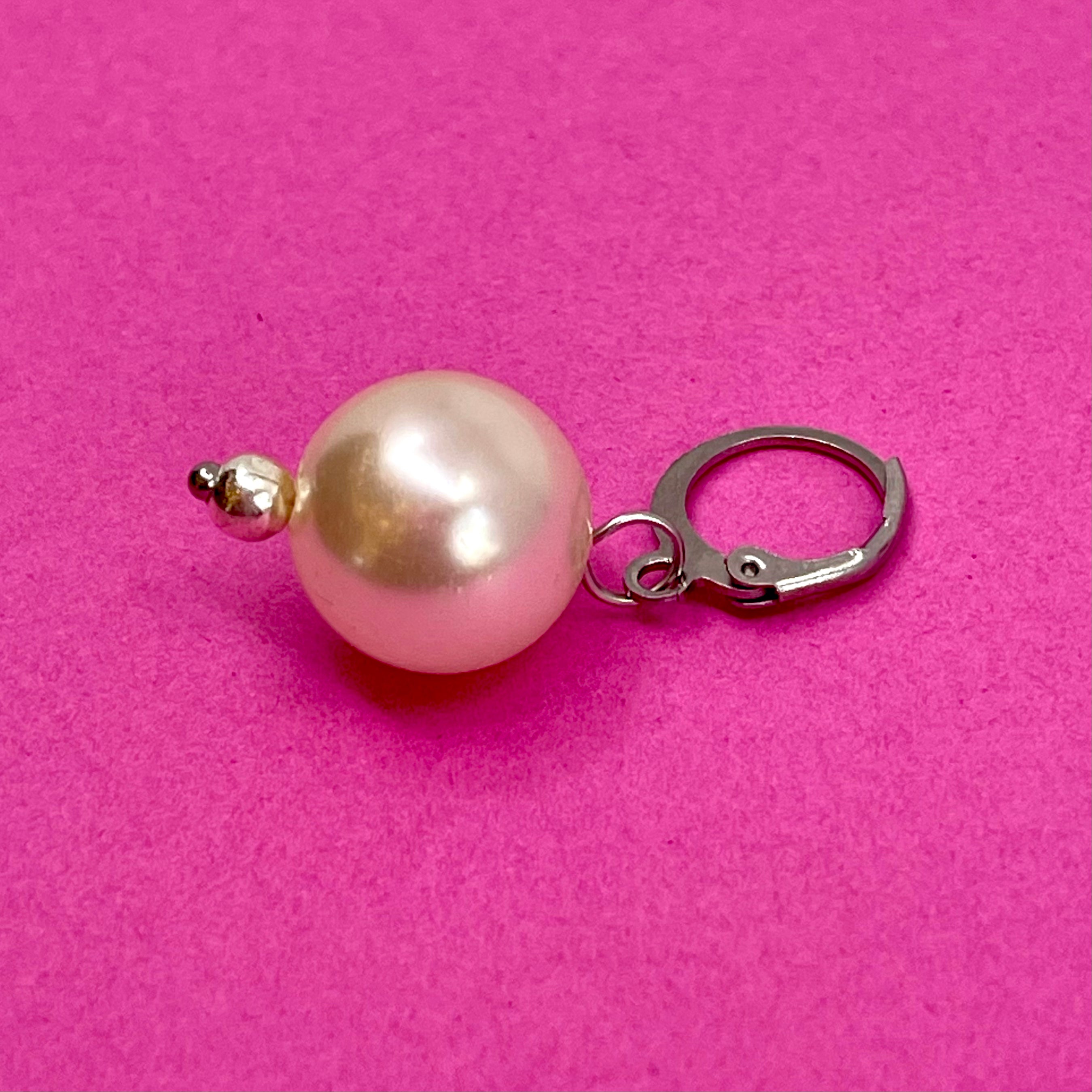 XL Pearl Collar Charm