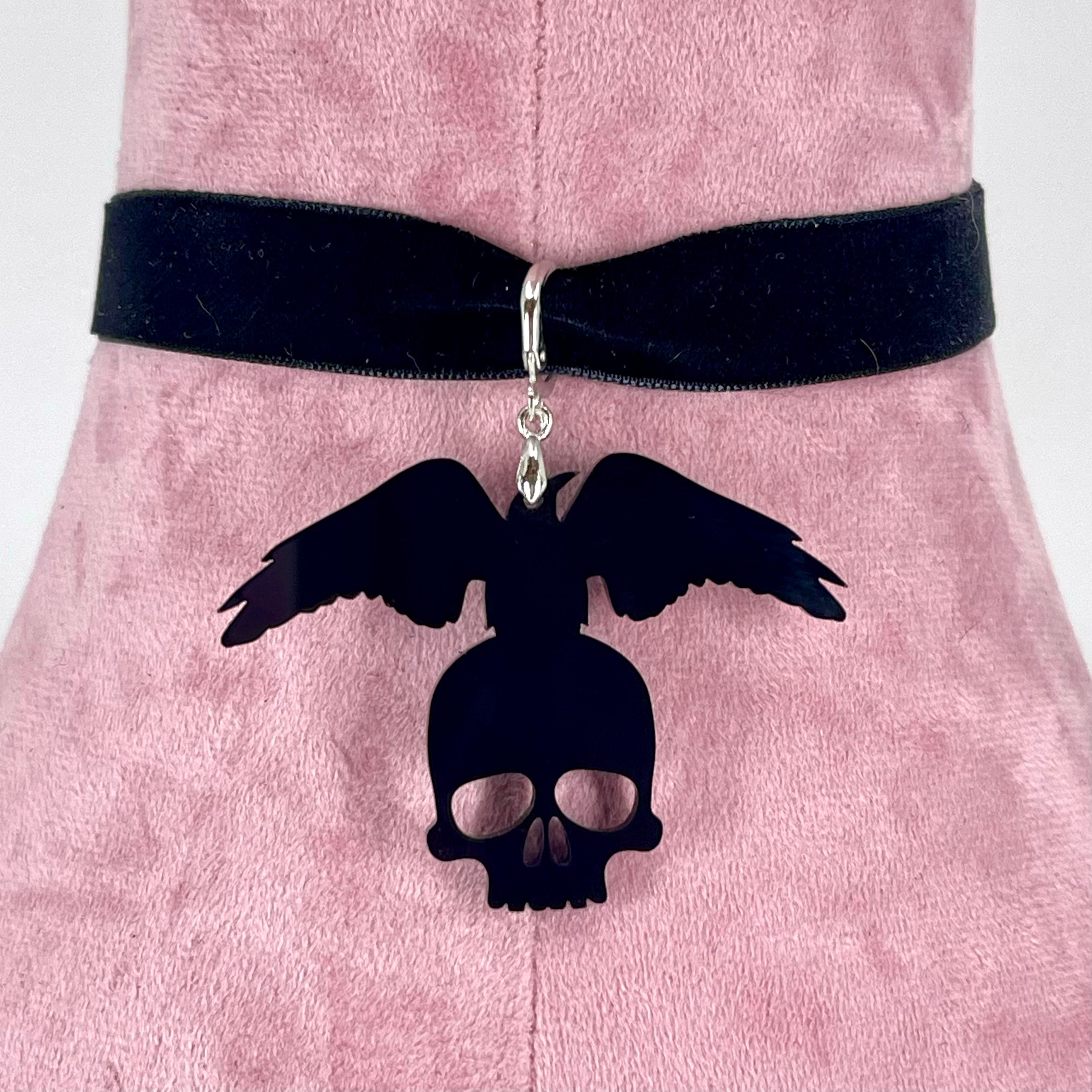 Crow on a Skull Collar Tag