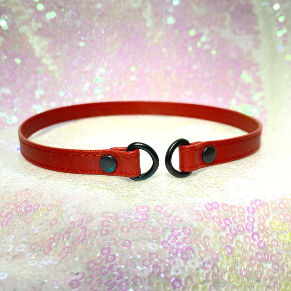 Sample Sale - Locking Mini Collar - Red and Black - 13.5" Sample Sale Restrained Grace   