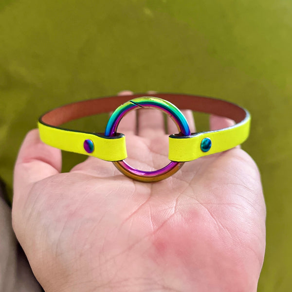 Sample Sale - Sleek Ring of O Collar - Neon Yellow & Rainbow 12.5"