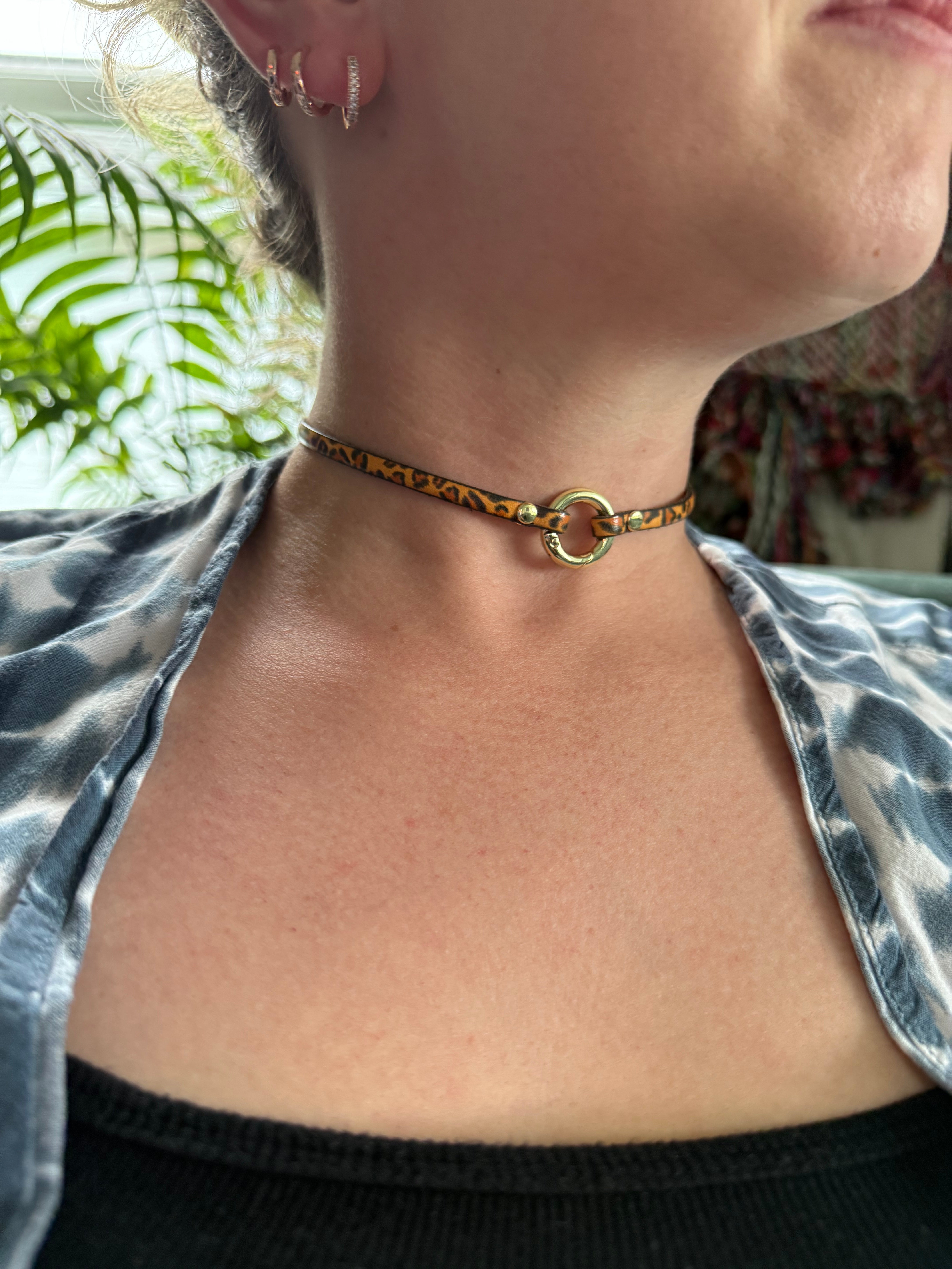 Discreet Convertible Collar and Wrap Bracelet In Gold Hardware Collar Restrained Grace