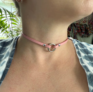 Discreet Convertible Collar and Wrap Bracelet In Silver Hardware Collar Restrained Grace