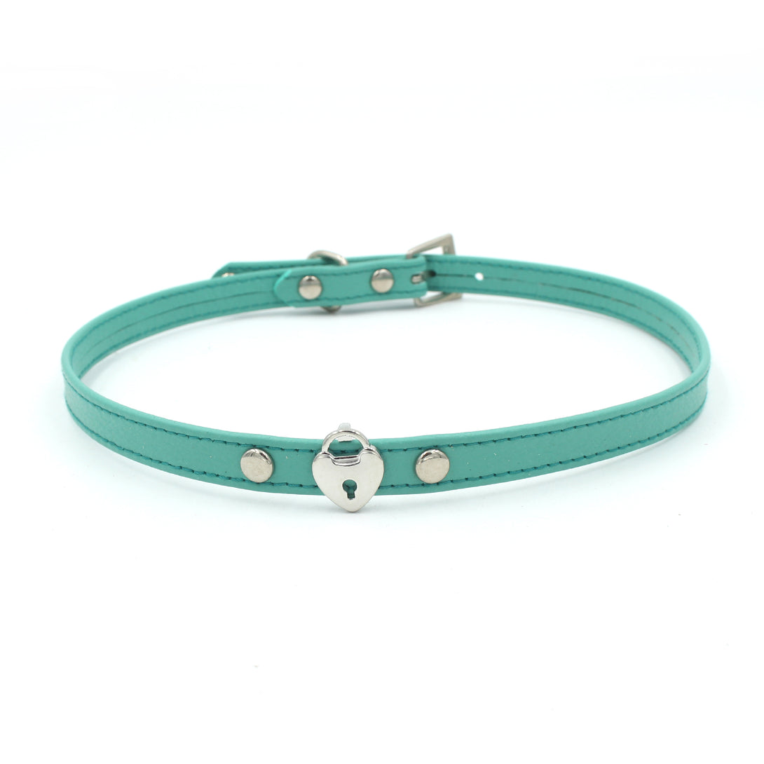 Custom Heart Lock Charm Leather Mini Collar - BDSM Day Collar Collar Restrained Grace   