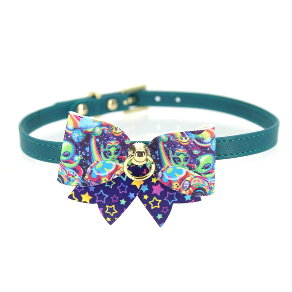 Frankly 90's Alien Party Mini Collar in Teal Collar Restrained Grace   