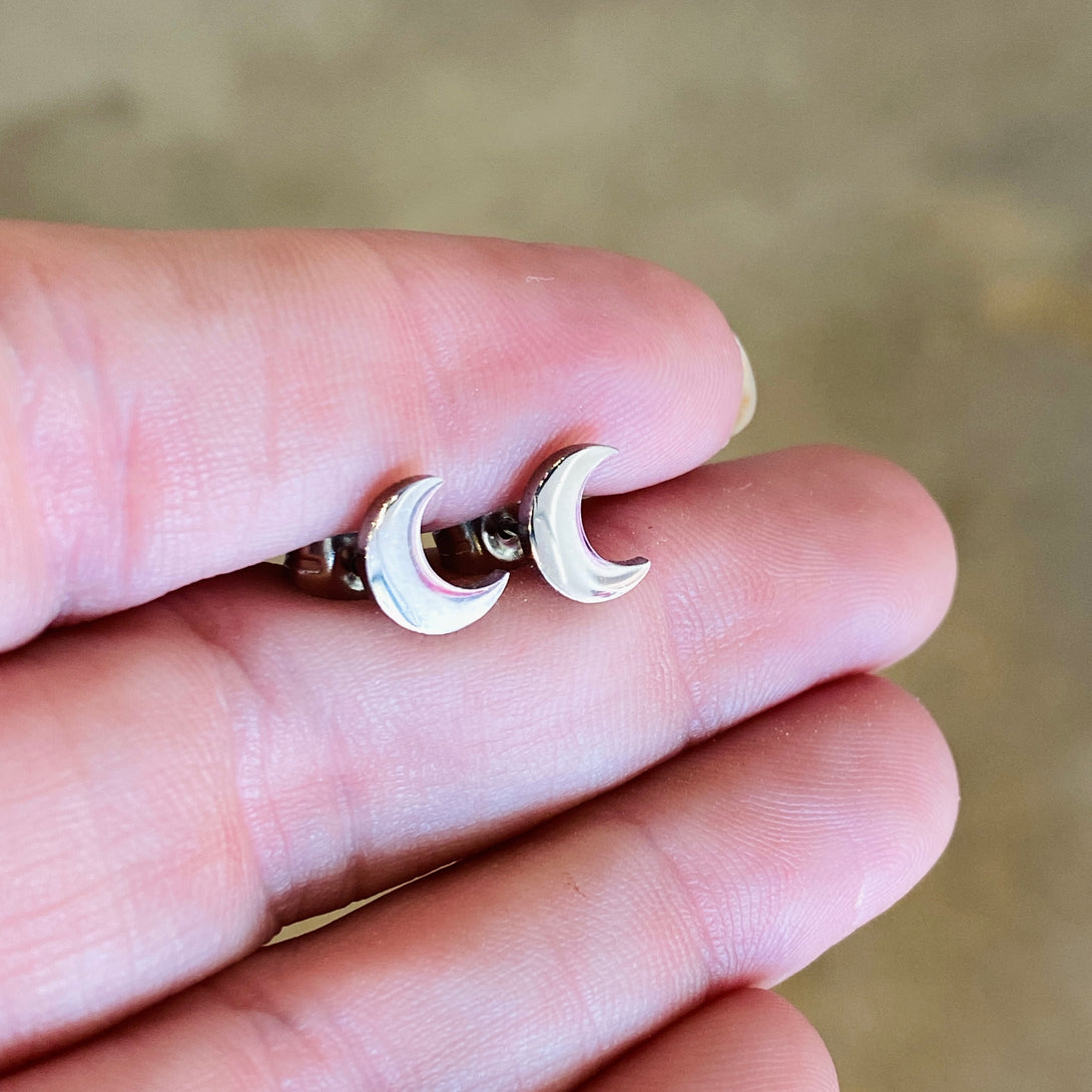 Crescent Moon Stud Earrings Earrings Restrained Grace   